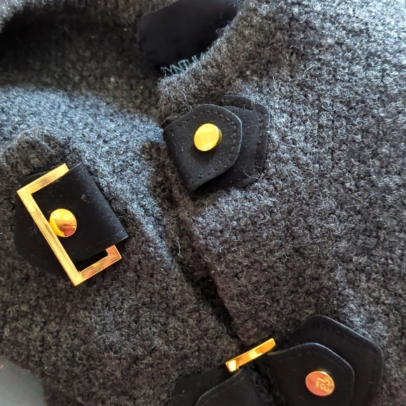 💙 CYNTHIA ROWLEY 💙 Cardigan with Gold Buckles - Picture 7 of 7